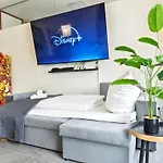 Loft Fuer Bis Zu 12, Whirlpool, Infrarotsauna, Arcade-Spiele, Tischfussball, Wii
