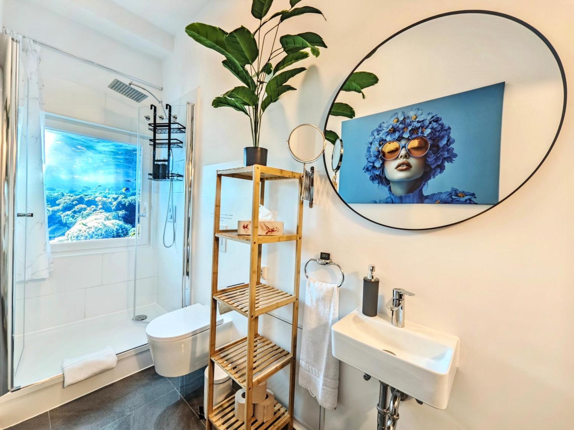 Loft Fuer Bis Zu 12, Whirlpool, Infrarotsauna, Arcade-spiele, Tischfussball, Wii Apartment